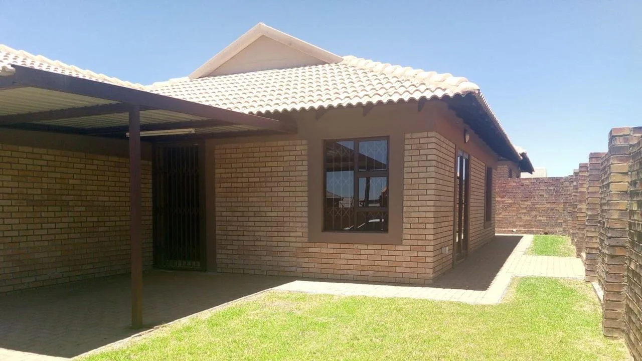 2 Bedroom House for sale in Secunda