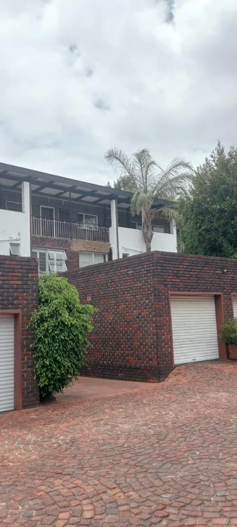 0.5 Bedroom Apartment / flat for sale in Wendywood