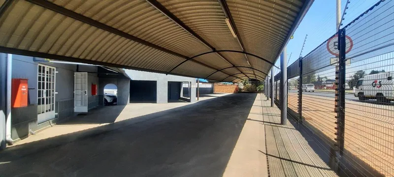 House for sale in Selection Park