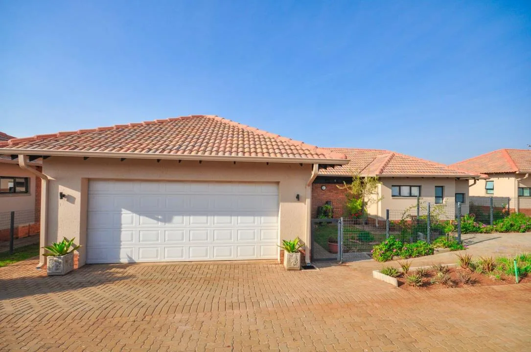 3 Bedroom Townhouse for sale in The Retreat