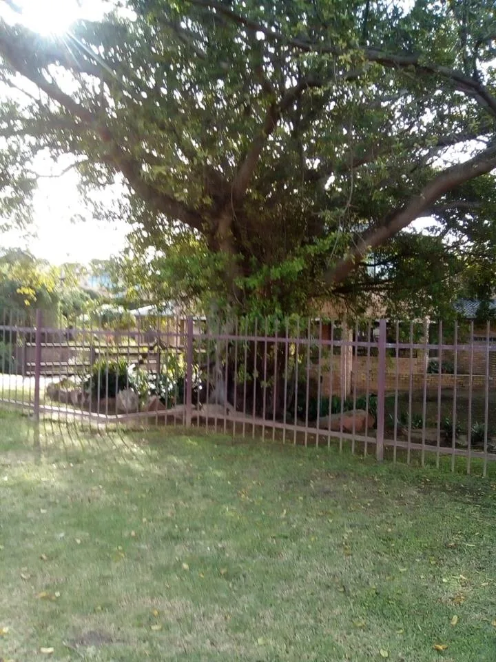 5 Bedroom House for sale in Noorsekloof