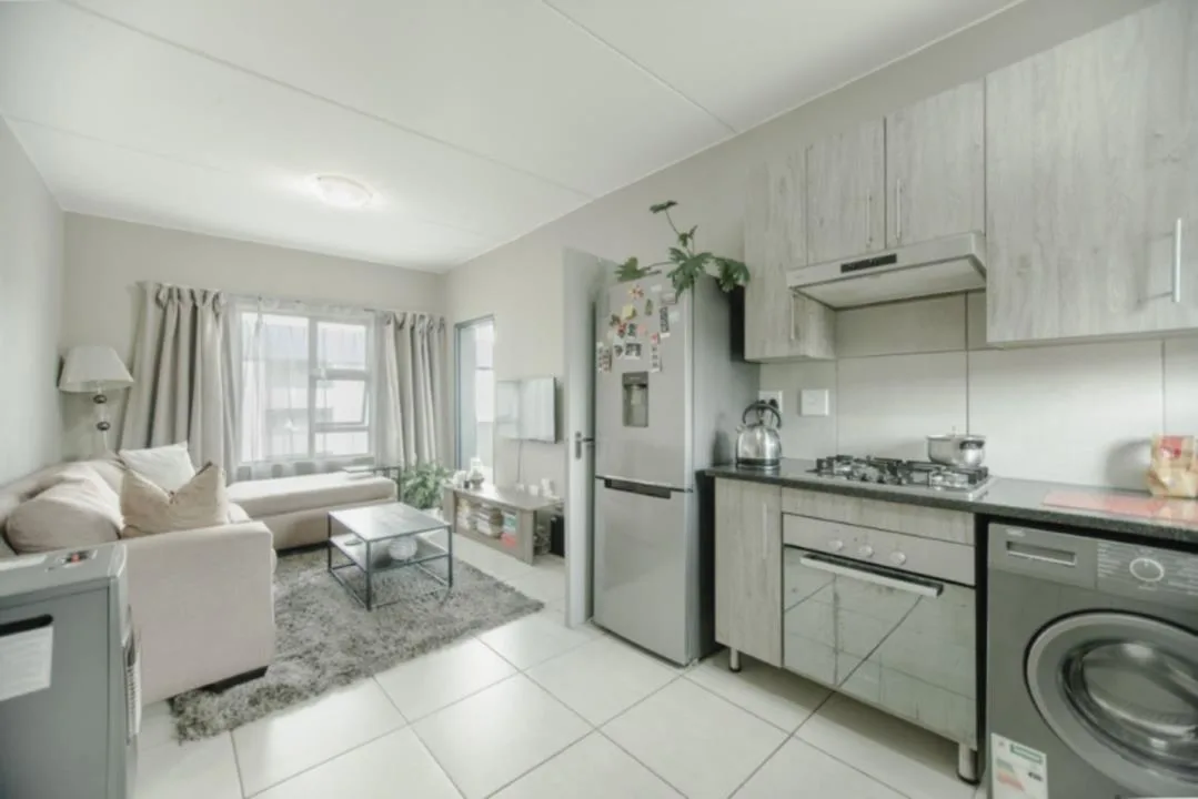 1 Bedroom Apartment / flat for sale in Glen Austin AH