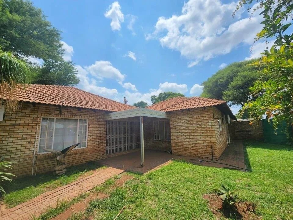 7 Bedroom House for sale in Northam