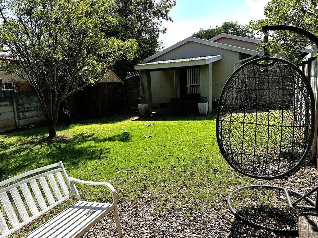Property to rent in Kensington B