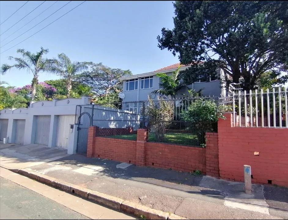 2 Bedroom Apartment / flat to rent in Essenwood
