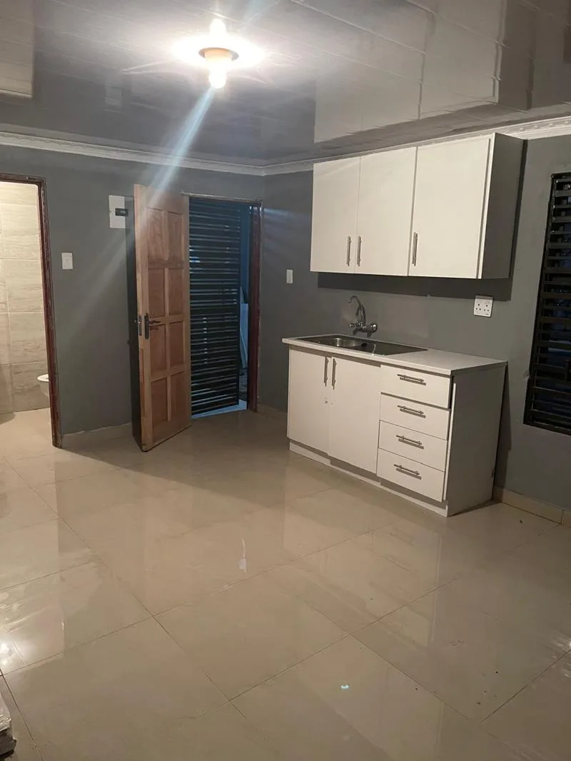 1 Bedroom Apartment in Protea Glen