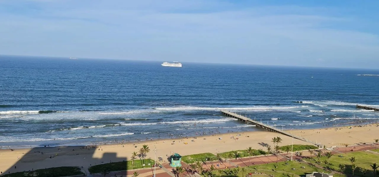 3 Bedroom Apartment / flat for sale in North Beach
