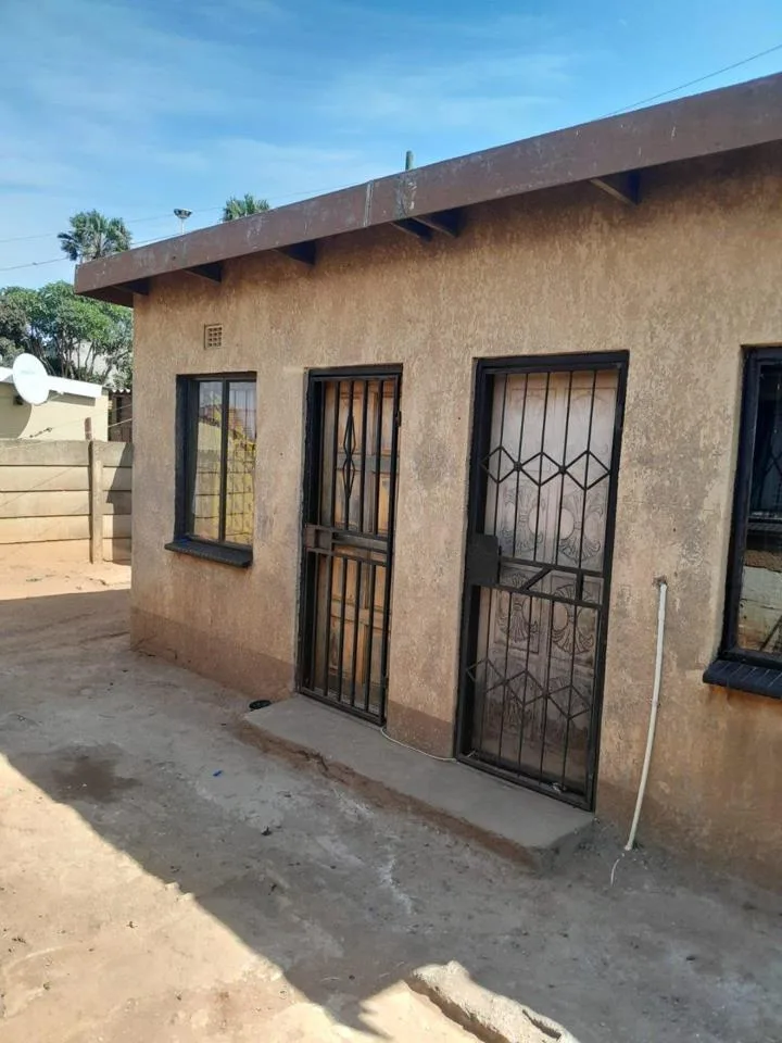 3 Bedroom House for sale in Kwaguqa Ext 4