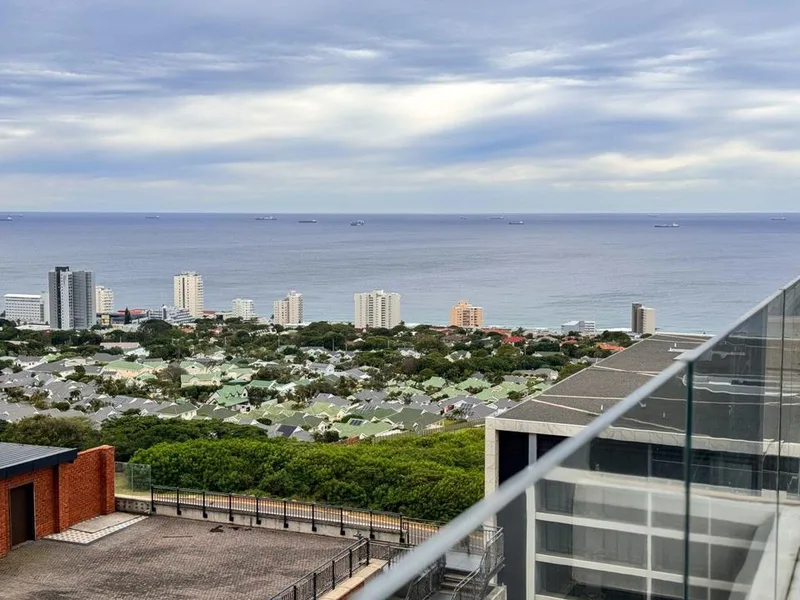 2 Bedroom Apartment / flat to rent in Umhlanga Ridge