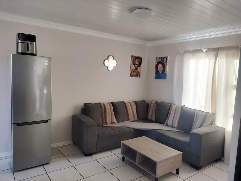 2 Bedroom Apartment / flat for sale in Lourierpark