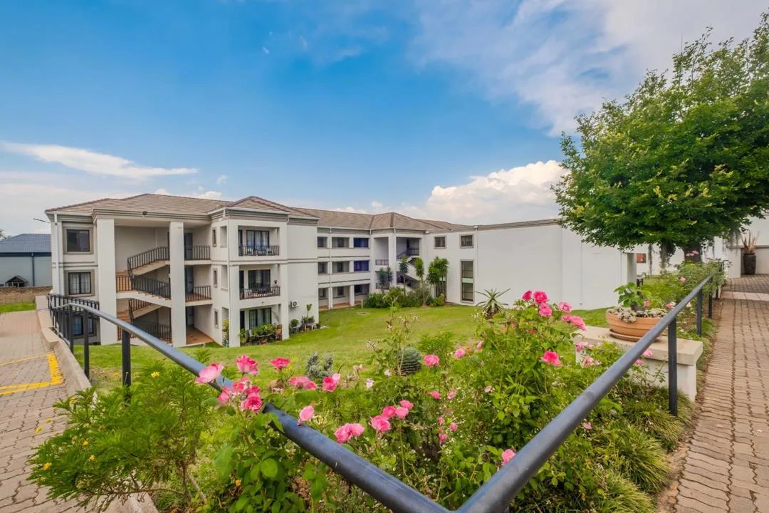 2 Bedroom Apartment / flat for sale in Rietvalleirand
