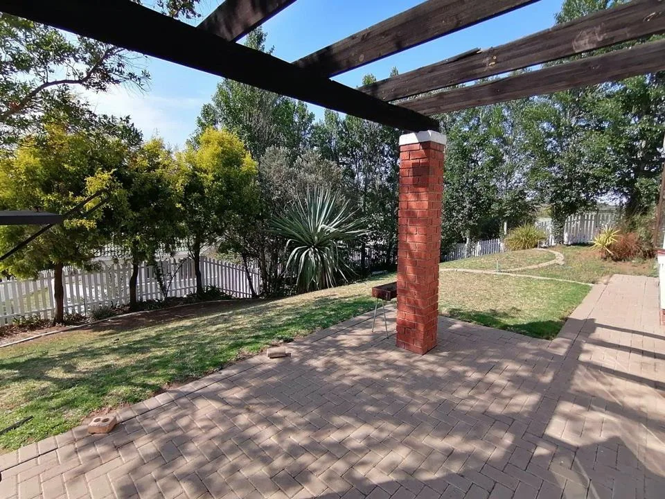 3 Bedroom Townhouse for sale in Hillside