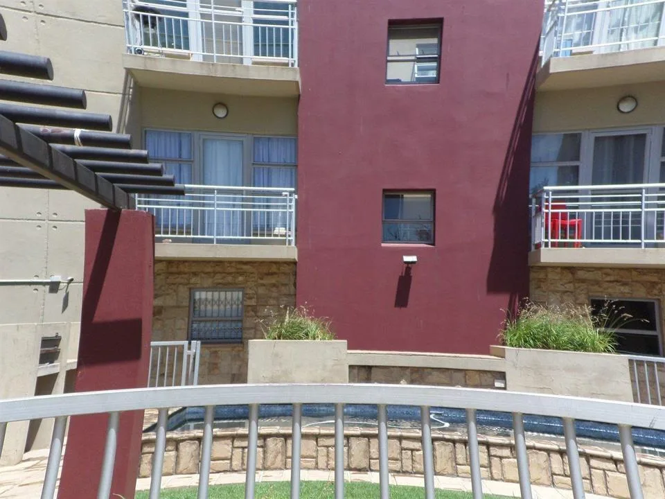 2 Bedroom Apartment / flat for sale in Potchefstroom Central
