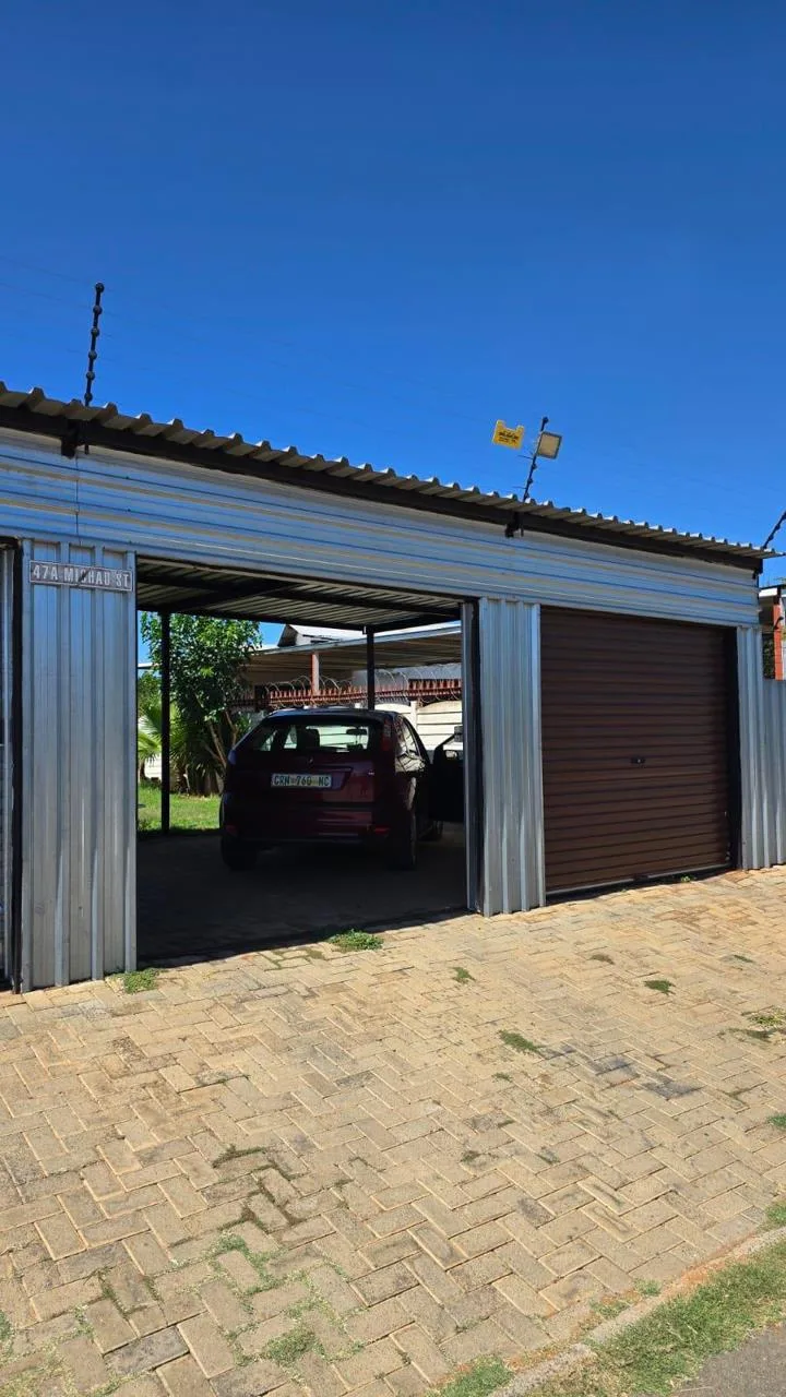 House for sale in Verwoerdpark
