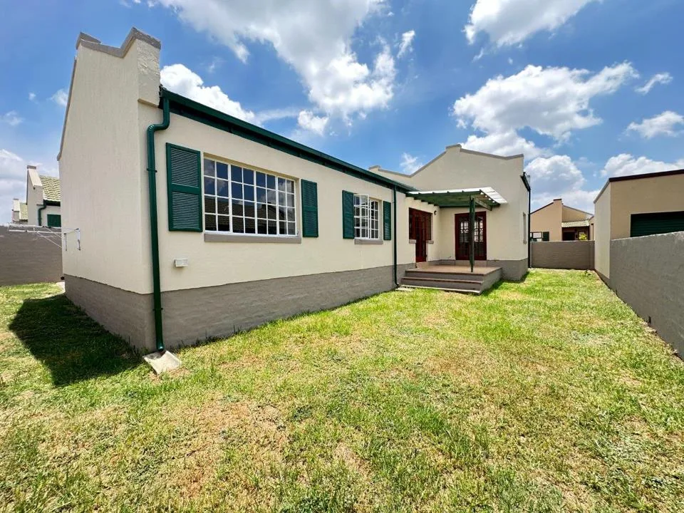 3 Bedroom Townhouse for sale in Noordwyk