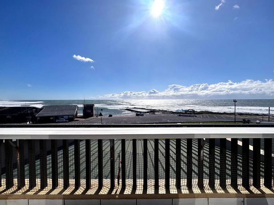 2 Bedroom Apartment / flat for sale in Shelly Beach