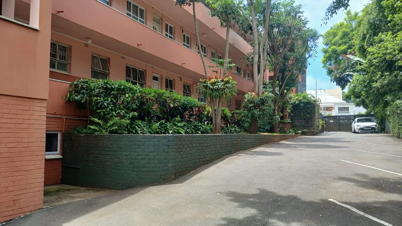 1.5 Bedroom Apartment / flat for sale in Essenwood