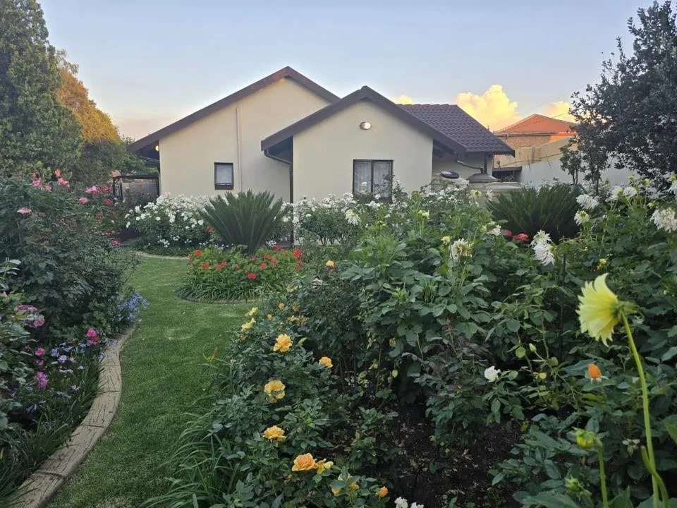 4 Bedroom House for sale in Kinross