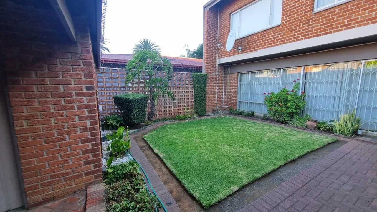 2 Bedroom Apartment / flat for sale in Navalsig