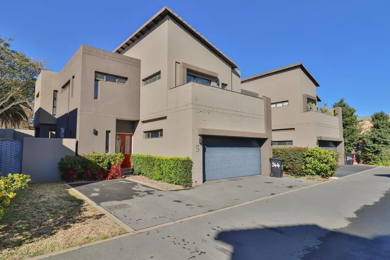 4 Bedroom Apartment / flat for sale in Ferndale