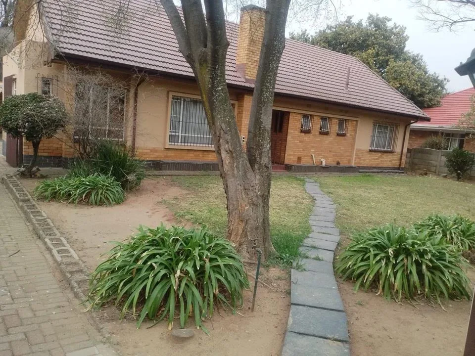 3 Bedroom House for sale in Selcourt