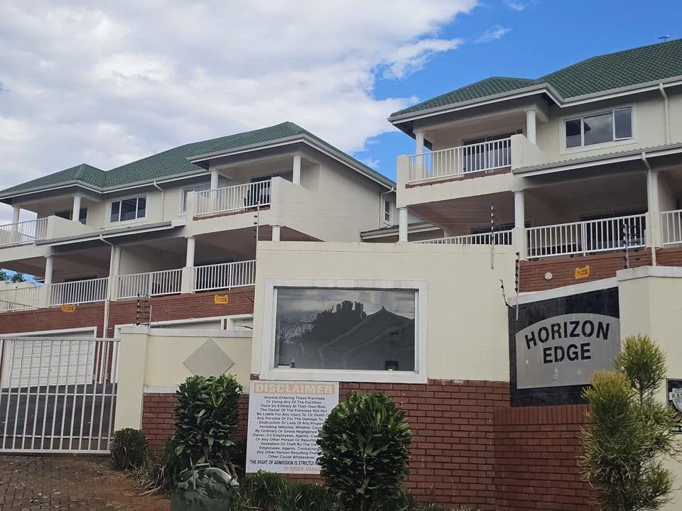 3 Bedroom Townhouse for sale in Mount Edgecombe Country Club Estate