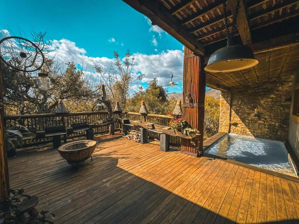3 Bedroom House for sale in Thabazimbi