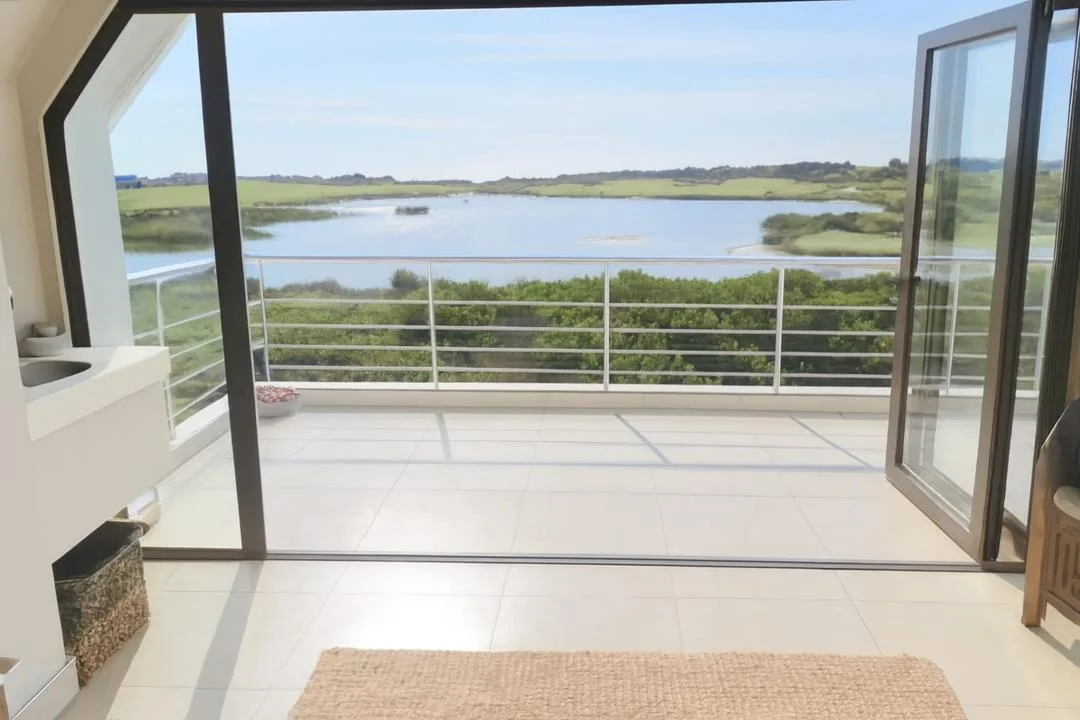 5 Bedroom House to rent in St Francis Links