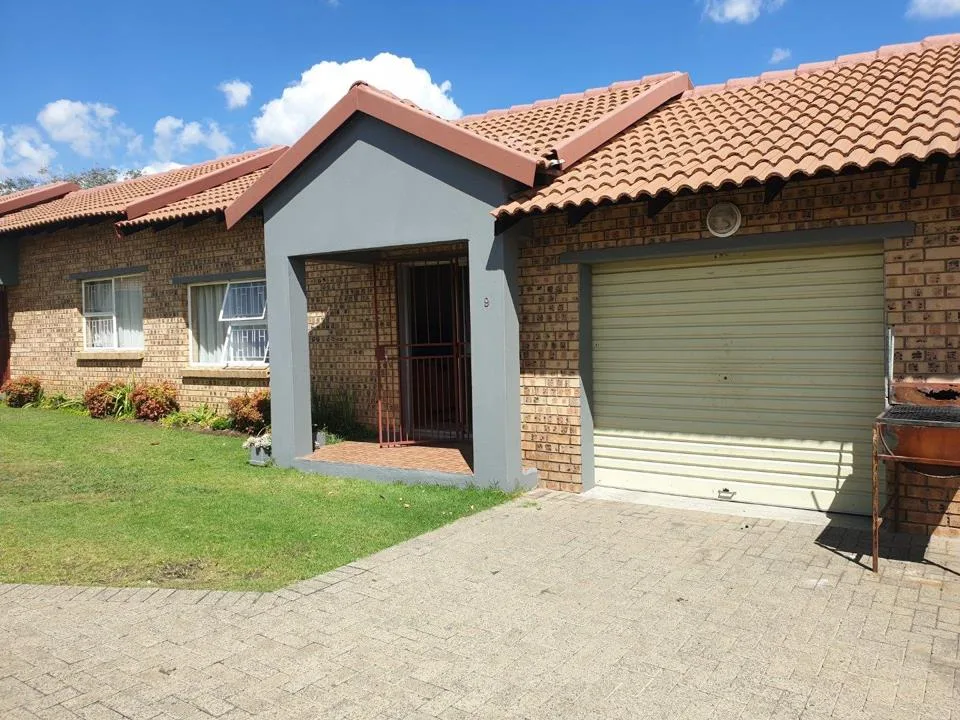 1 Bedroom Apartment / flat for sale in Secunda