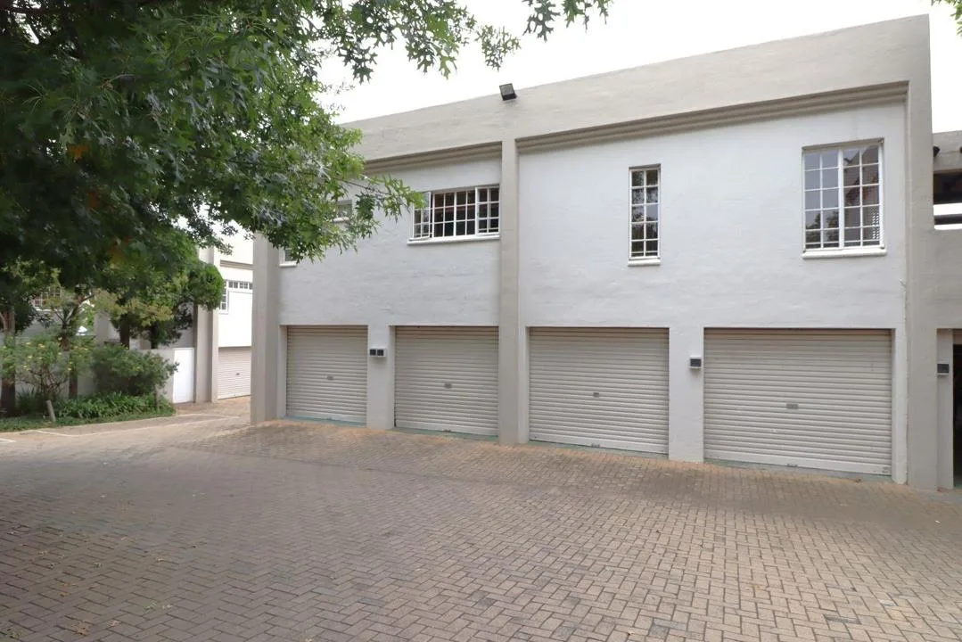 1 Bedroom Apartment / flat for sale in Rivonia