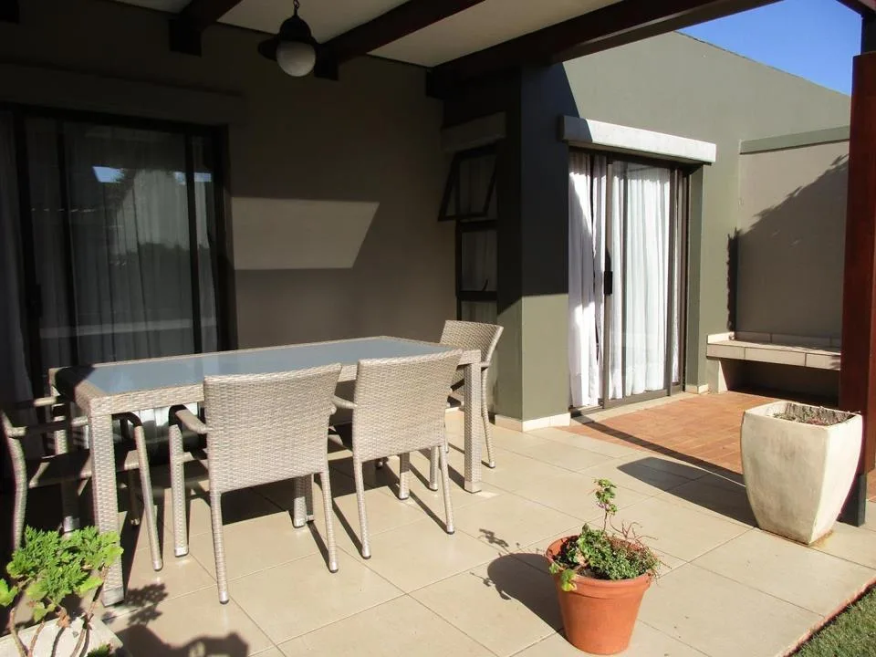 1 Bedroom Townhouse for sale in Retire at Midstream