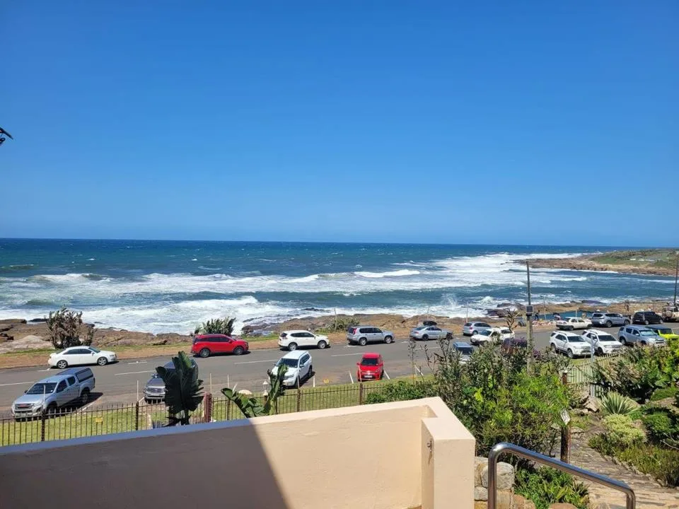 4 Bedroom Apartment / flat for sale in Uvongo Beach