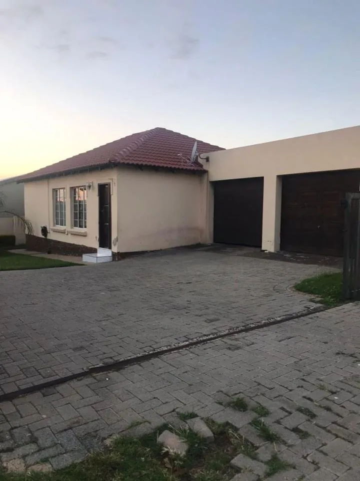 3 Bedroom House to rent in Ben Fleur