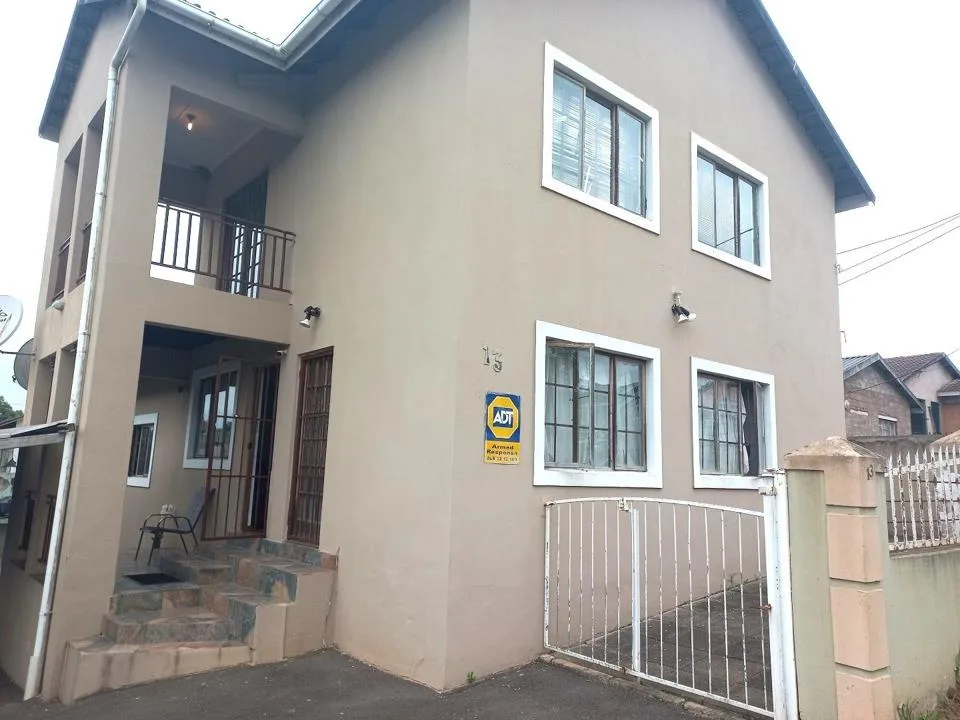 4 Bedroom House for sale in Woodlands