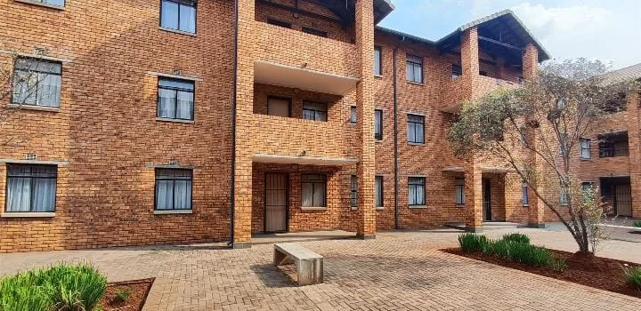 2 Bedroom Apartment / flat for sale in Sky City