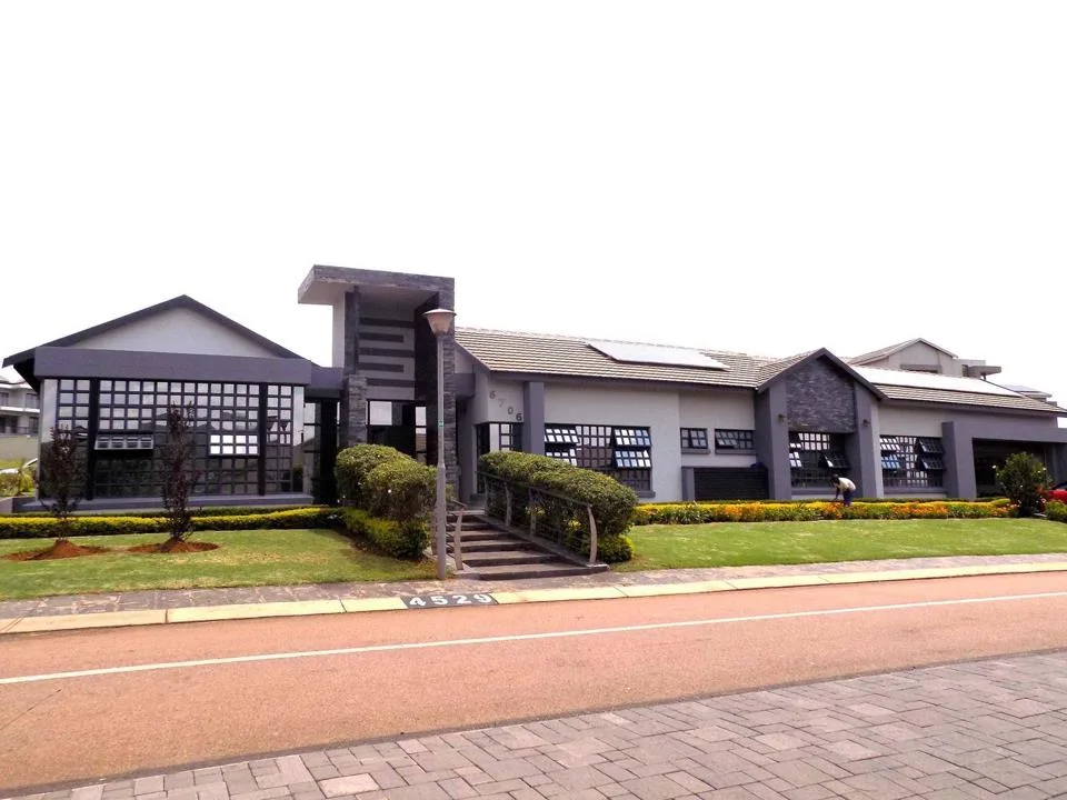 4 Bedroom House for sale in Eldo Village Estate