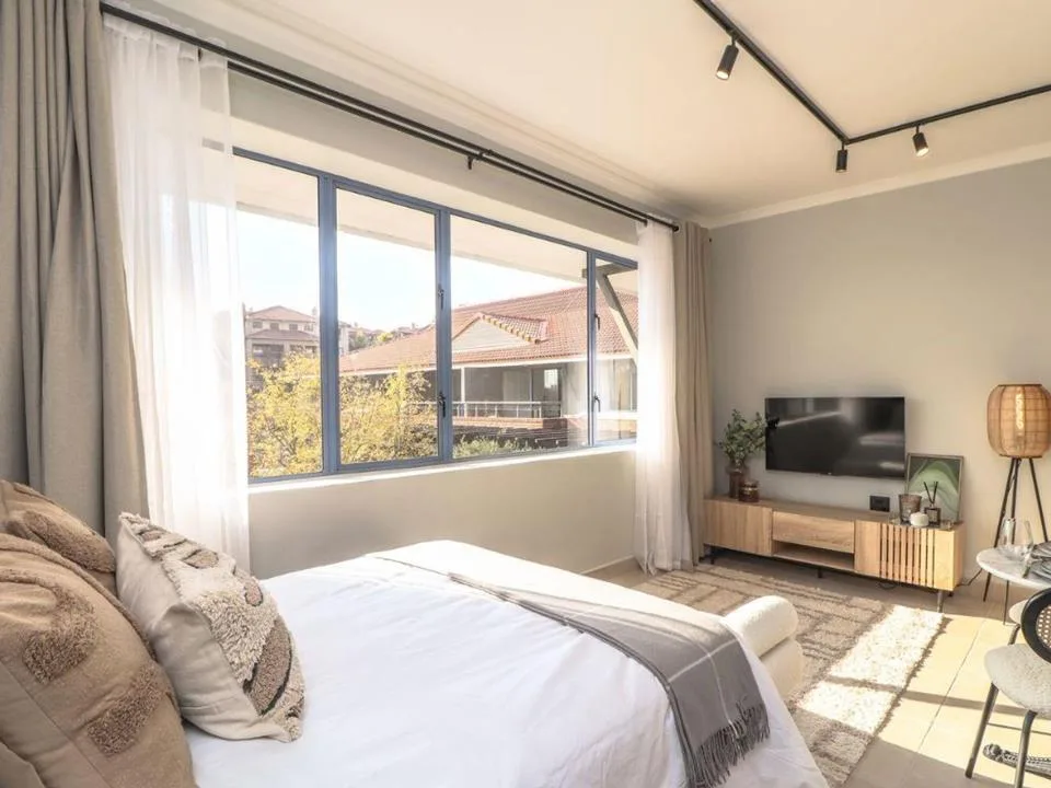0.5 Bedroom Apartment / flat to rent in Sunninghill