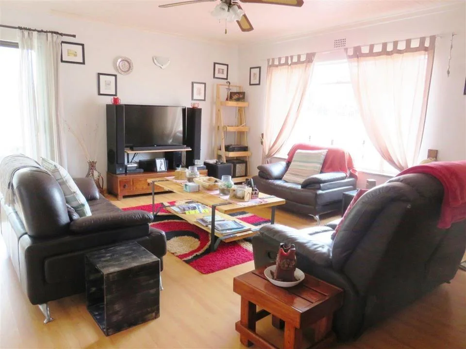 4 Bedroom House for sale in Deneysville