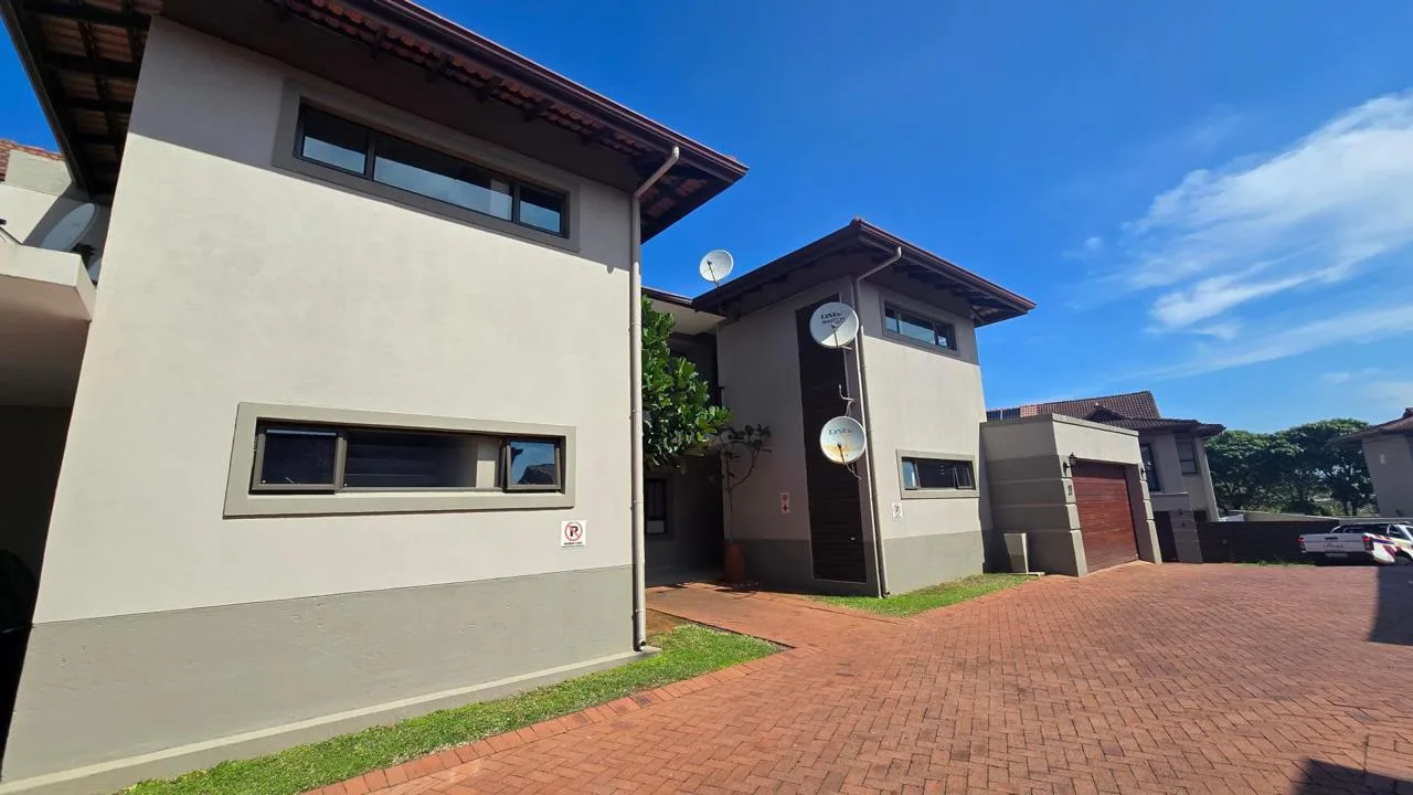 4 Bedroom Apartment / flat for sale in Izinga Estate
