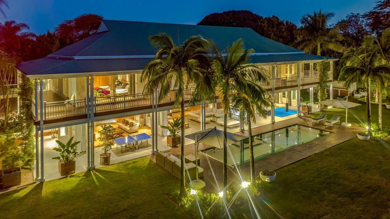6 Bedroom House for sale in Mount Edgecombe Country Club Estate