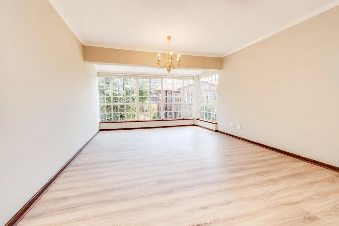 2 Bedroom House for sale in Bryanston