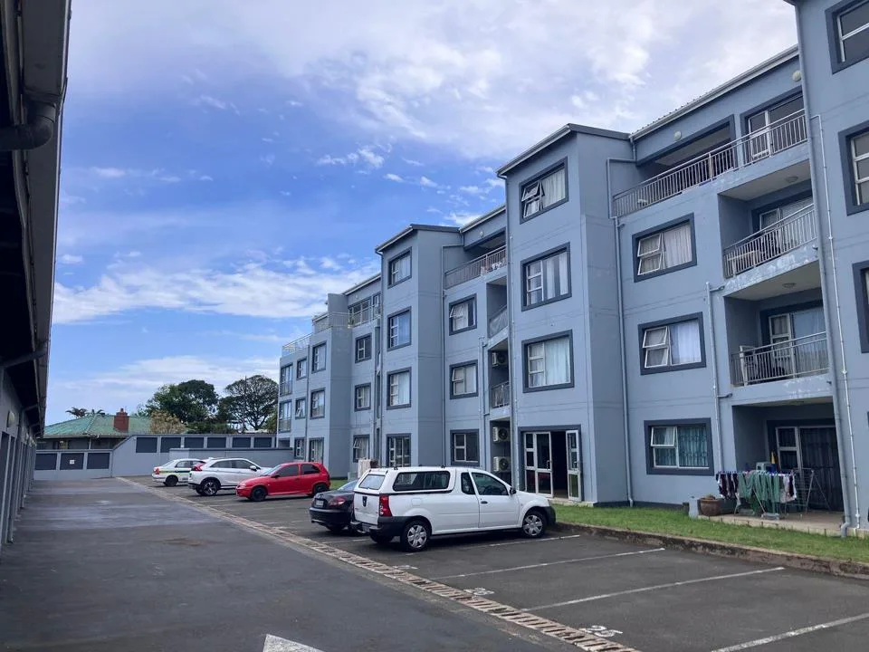 3 Bedroom Apartment / flat for sale in Athlone Park