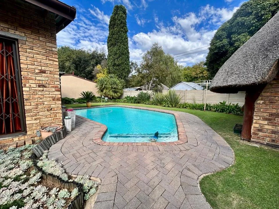 3 Bedroom House for sale in Sasolburg Ext 4