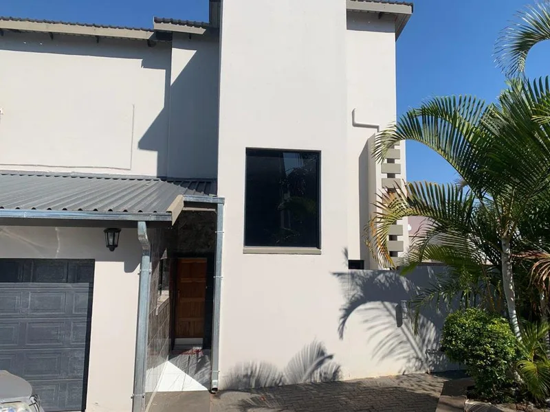 3 Bedroom Townhouse for sale in Tzangeni