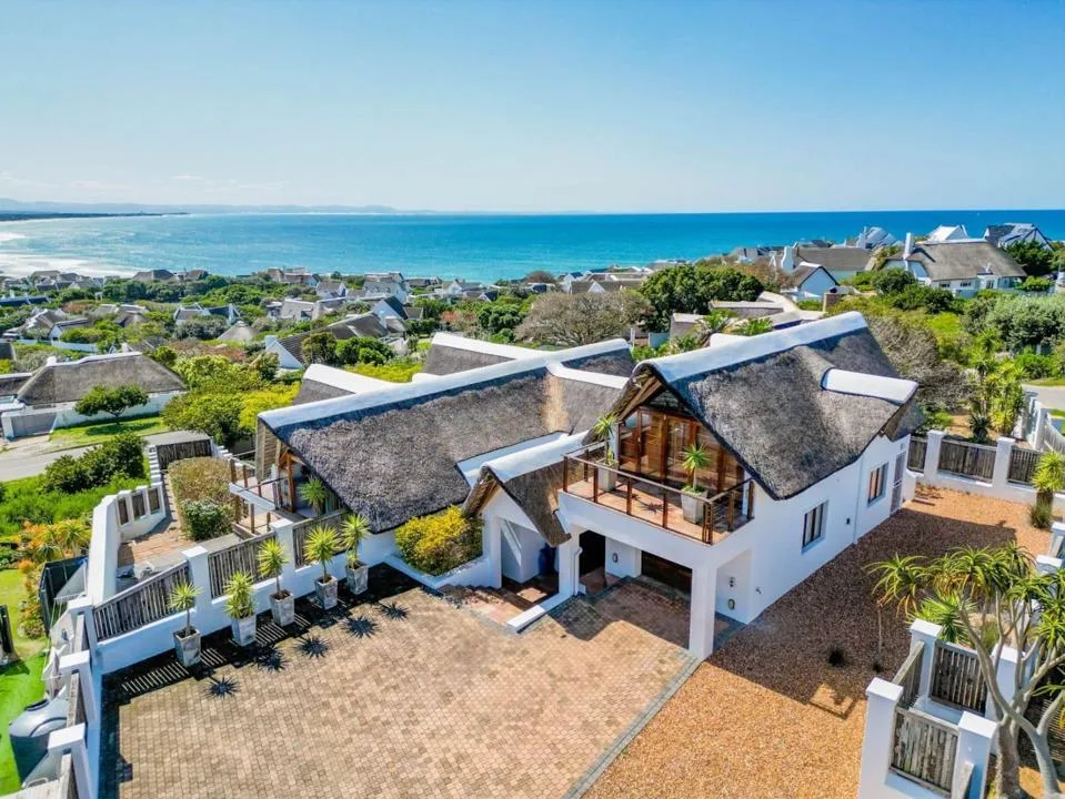 4 Bedroom House to rent in St Francis Bay Village