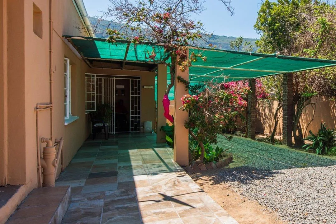 2 Bedroom House for sale in Somerset East