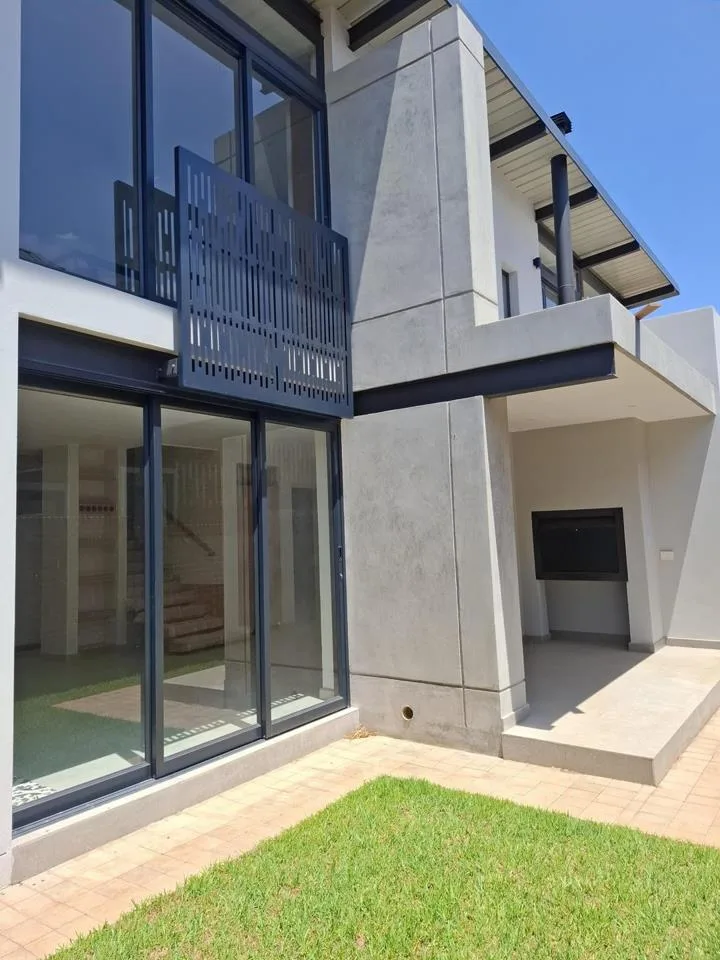 3 Bedroom House to rent in Helderzicht Eco Estate