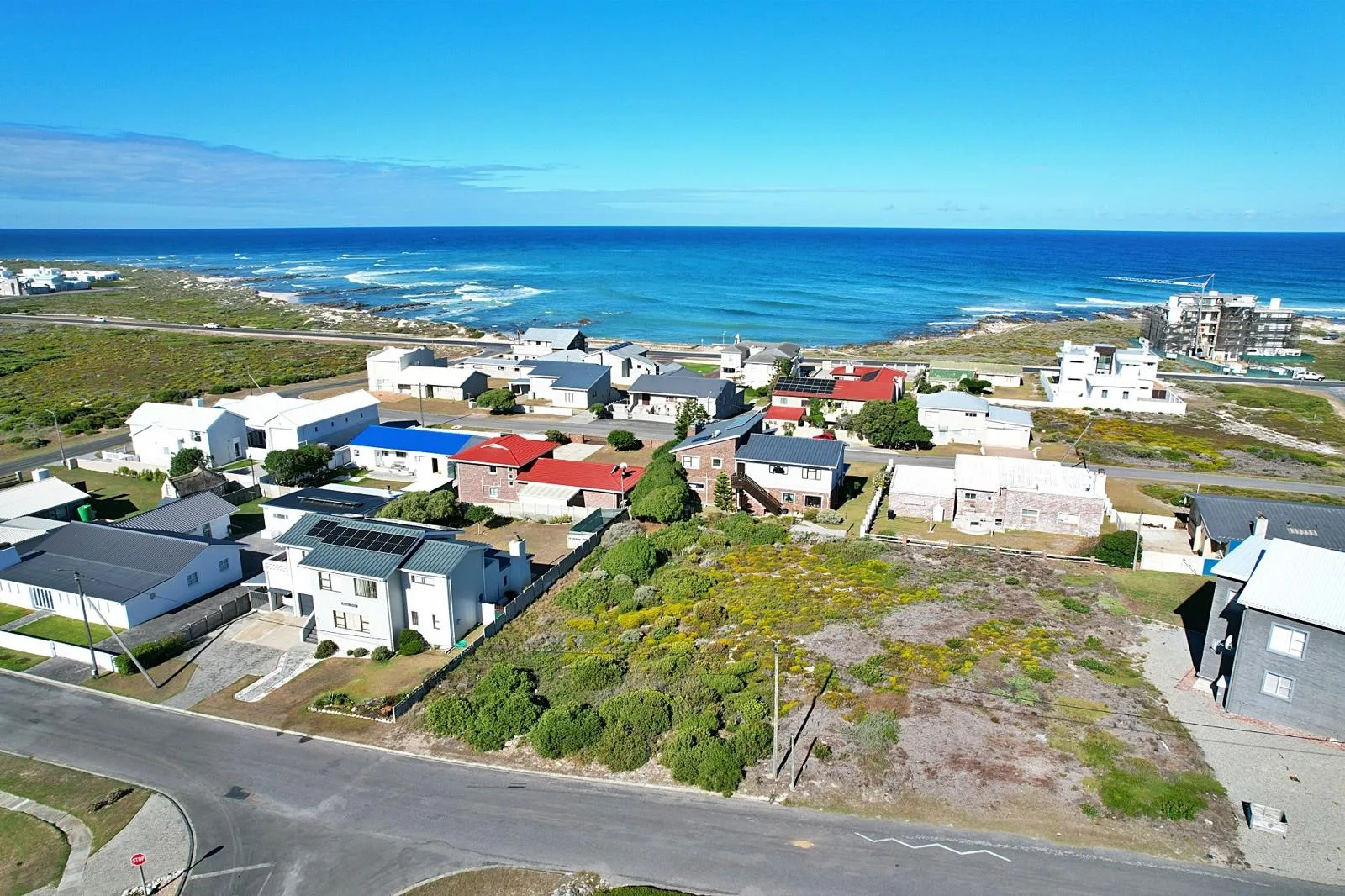 892 m² Land available in Struisbaai