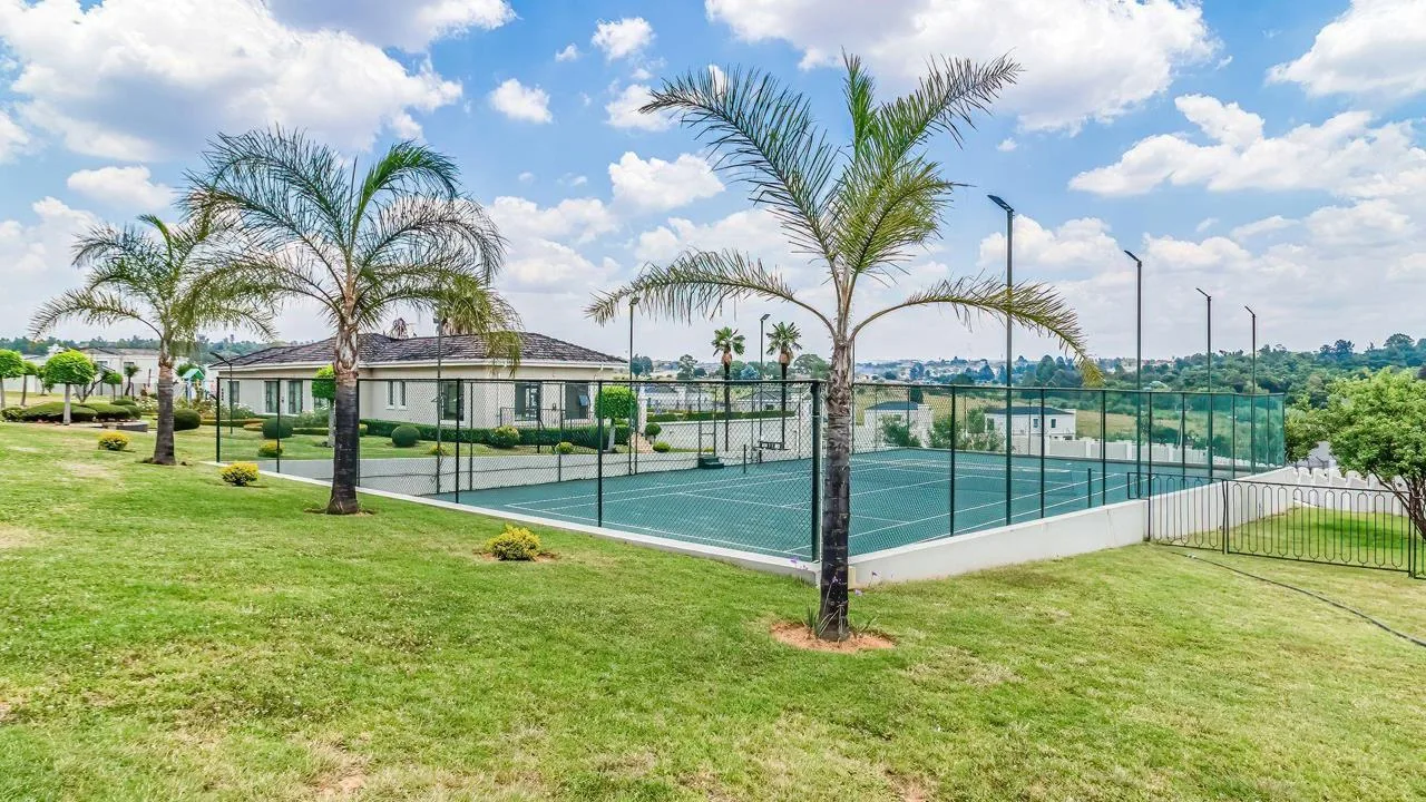 2 Bedroom Townhouse for sale in Fourways