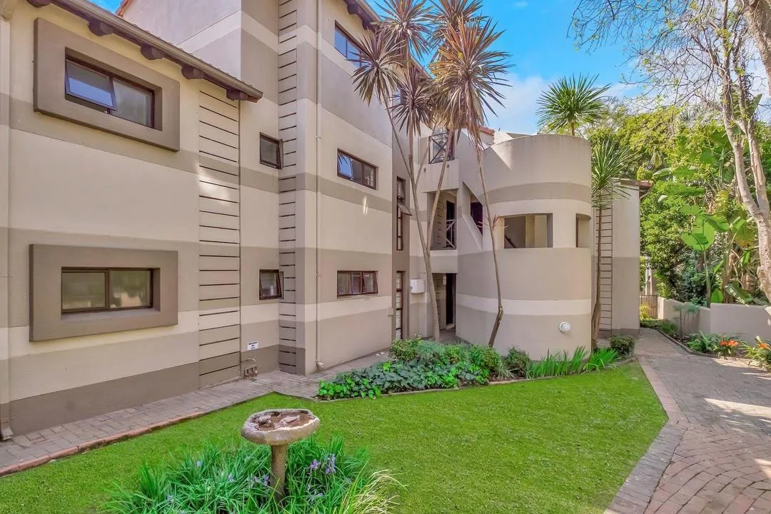 2 Bedroom Apartment / flat for sale in Paulshof